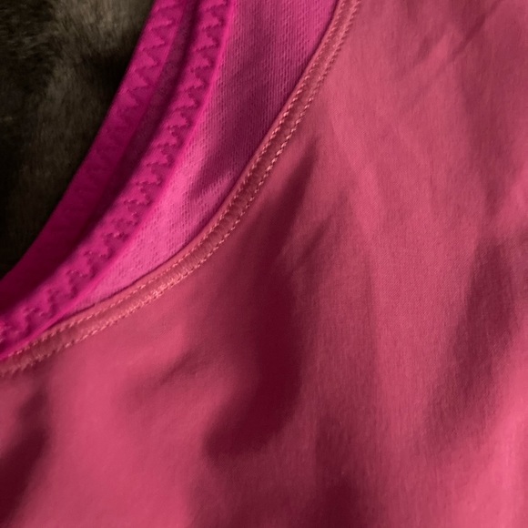 Lululemon t shirt size 12 - Picture 4 of 4